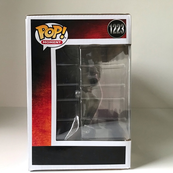 Funko Pop! Claire with Flare Jurassic World #1223 Walmart Exclusive NEW - Picture 3 of 7